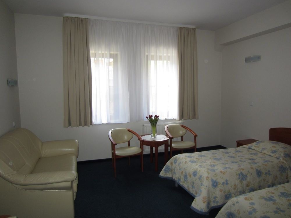 Hotel Jaworzyna Krynicka Krynica-Zdrój Exterior foto